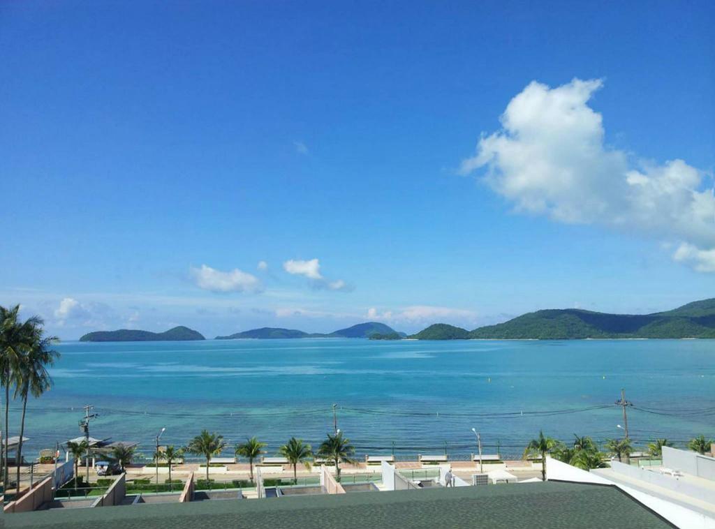 Seaview At Cape Panwa Lägenhet Rum bild